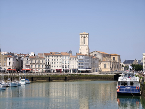 Constructeur de piscine de luxe La Rochelle