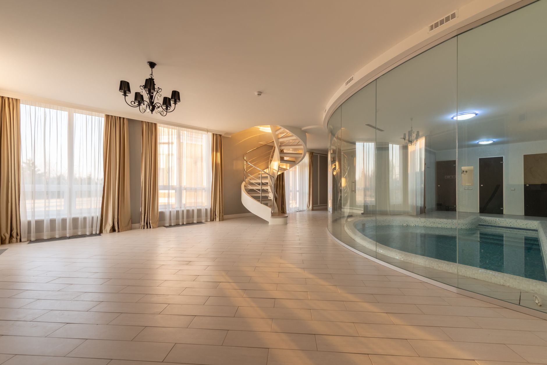 Constructeur de piscine de luxe à La Rochelle